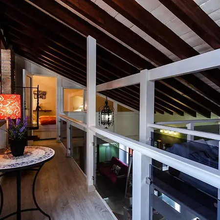 Calle Larios 7 Apartment
